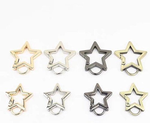 3 Pcs Star Shaped Stainless Steel Keychain Clip Carabiner Snap Hook Holder Star Carabiner Hook Clip Key Holder Carabiner Clip for Keys Wallet with Key Chain Rings Accessories (S) (Black,Silver,Gold