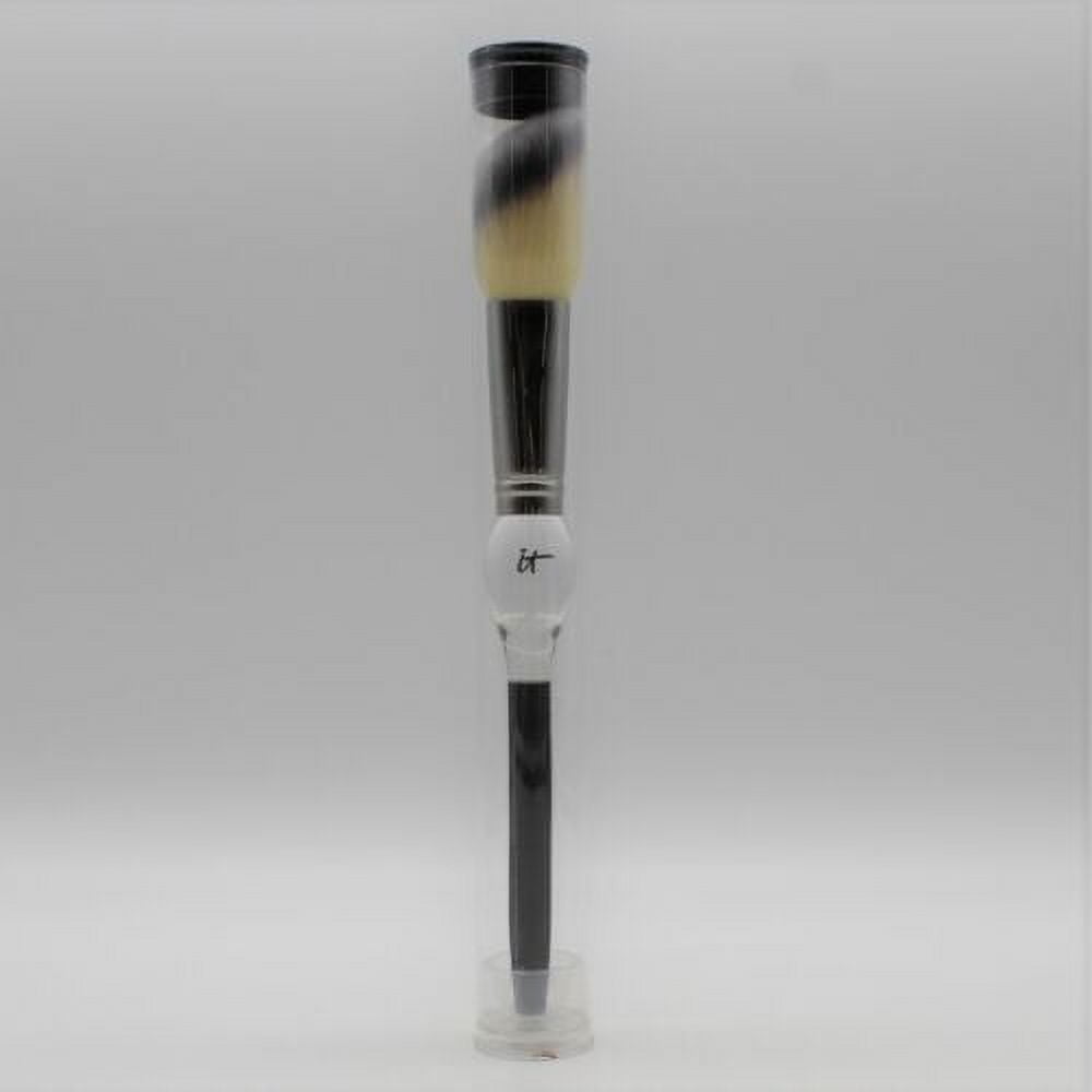 It Cosmetics No. 4 Heavenly Luxe Blush Brush | French Boutique Style