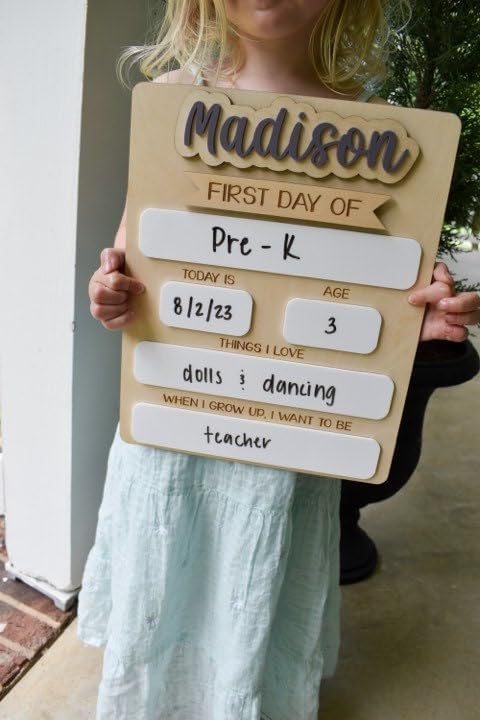Custom First Day of School Sign - Personalized First and Last Day of School Board, Reusable Wooden Photo Prop with Name, Back to Schools Board with Interchangeable Pieces, Style 01