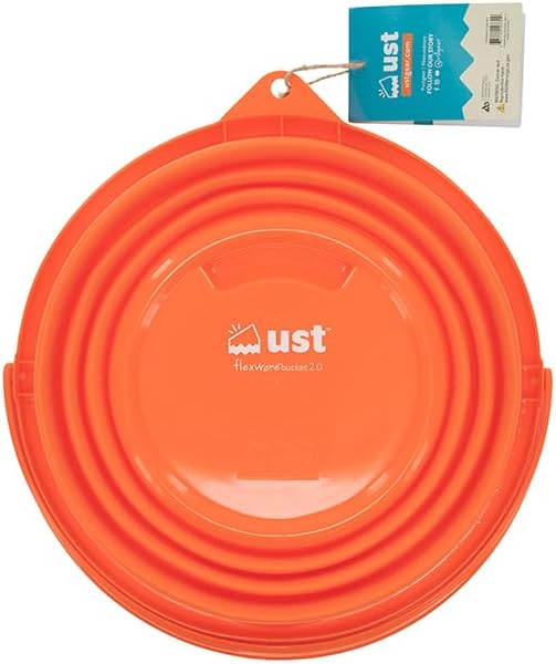 UST FlexWare Collapsible Bucket with Strong, Flexible, Compact, BPA Free Design and Sturdy Handle for Hiking, Backpacking, Camping and Outdoor Survival