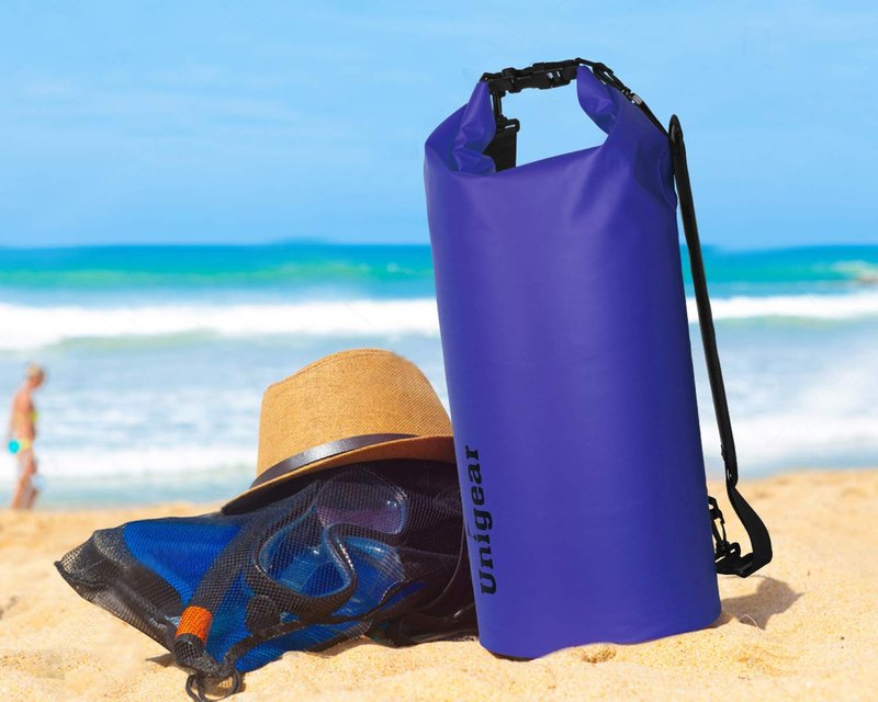 Unigear Dry Bag Waterproof, Floating and Lightweight Bags for Kayaking, Boating, Fishing, Swimming and Camping with Waterproof Phone Case (Blue, 2L)