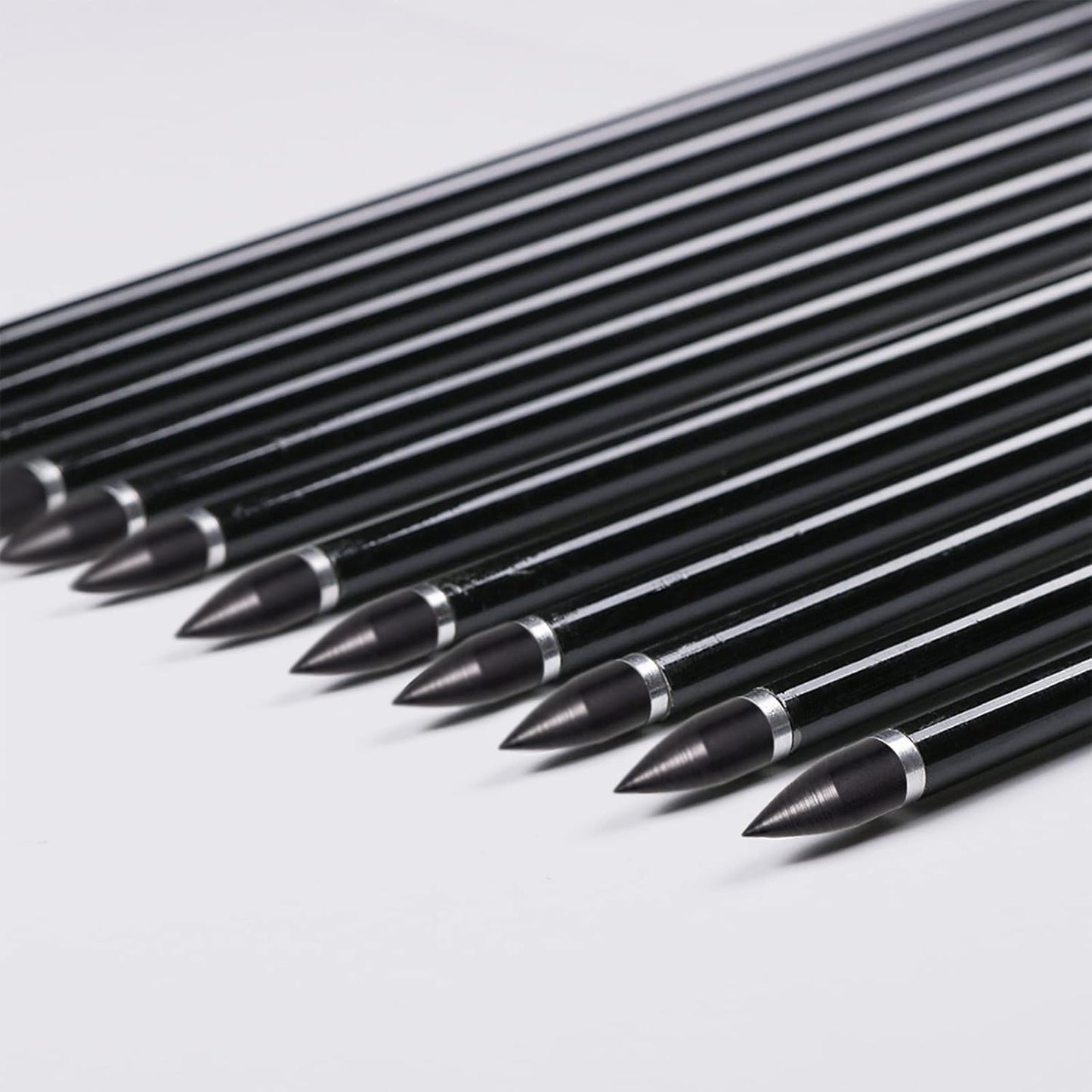 31Inch Carbon Arrows, Targeting Practice Hunting Arrow, Turkey Feather Fletching Arrow, with Removable Tips and nocks for Recurve & Compound Bow