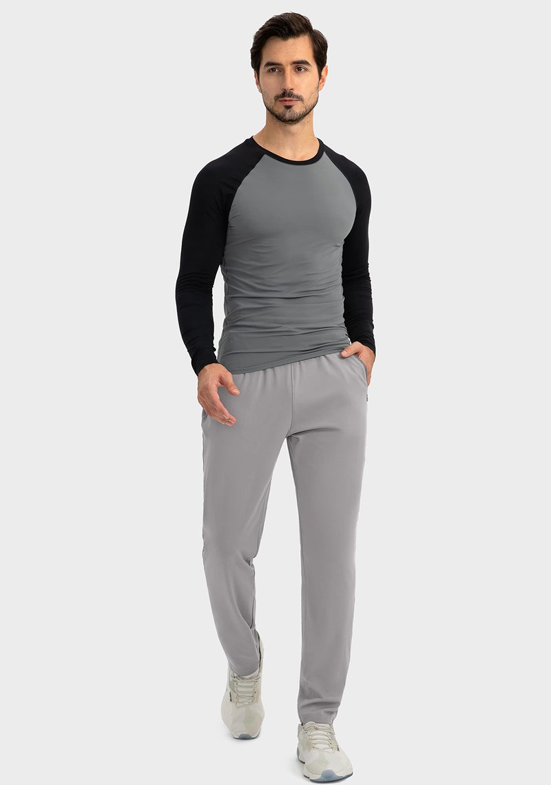 G Gradual Men's Sweatpants with Zipper Pockets Tapered Joggers for Men Athletic Pants for Workout, Jogging, Running (Light Grey, X-Large)