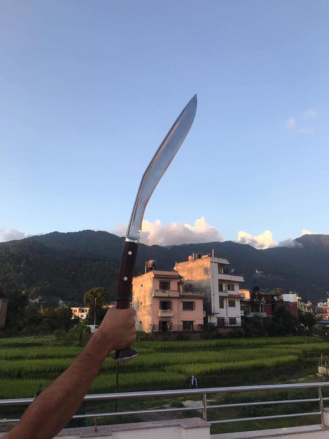 Farmer Using 20 inch kukri | Brush craft, Daily using Handmade Khukuri Knife Nepal Zombie Apocalypse Chopper