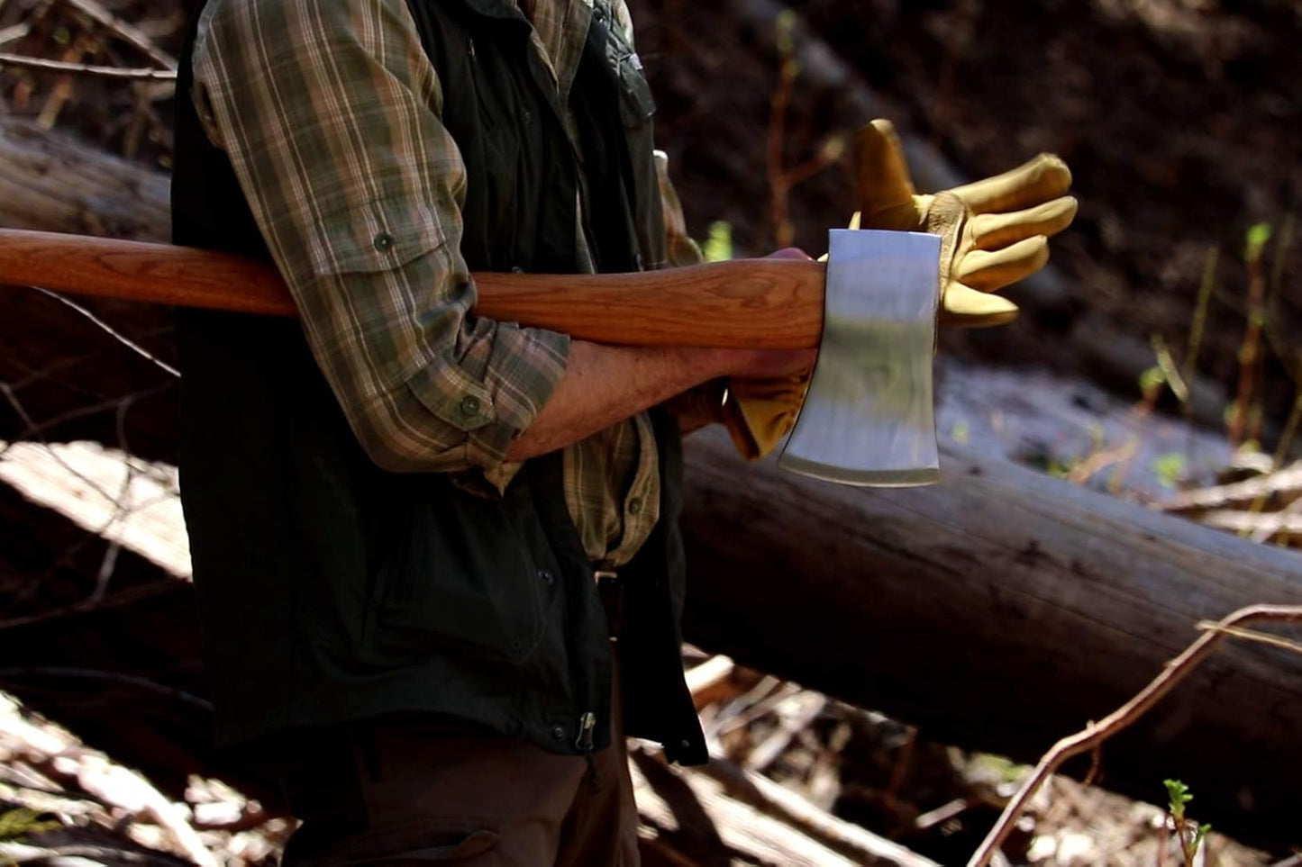 1844 Helko Werk Germany Classic Journeyman Pack Axe - Made in Germany Lightweight and Compact Backpacking Axe and Bushcraft Axe for Camping - Head 1.5 lbs, Handle 20 in. (Journeyman) #11441