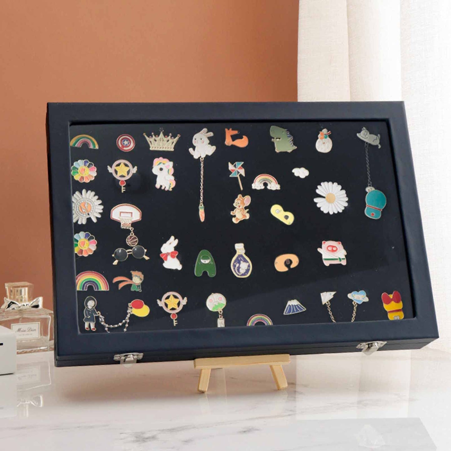 Large Capacity Pin Display Case, Transparent Cover, Badge Display Case, Shadow Box Frame Jewelry Storage Box with Lock Buckle for Pins, Military Medals, Badge Collection