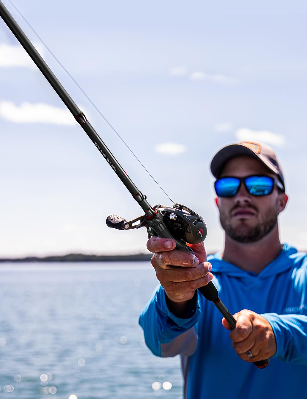 Piscifun Torrent Baitcaster Rod, Portable 2 Piece Casting Rod, Durable Lightweight Sensitive Baitcasting Fishing Rod (7'3" MH-F)