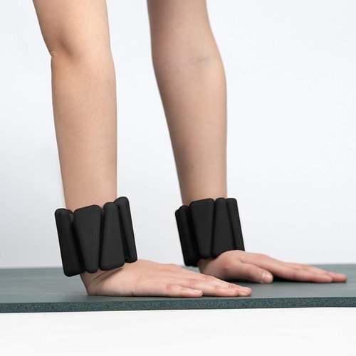 Wrist Ankle Weight Strength Training - Women Set 1LB×2 Wearable Silicone Bracelet Indoor & Outdoor AerobicsAdjustable Suitable For Yoga Dance Pilates Running