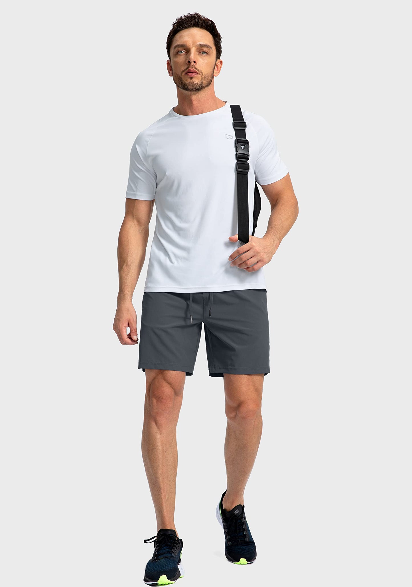 Soothfeel Men's Running Shorts with Zipper Pockets 7 Inch Lightweight Quick Dry Gym Athletic Workout Shorts for Men (Grey, XL)