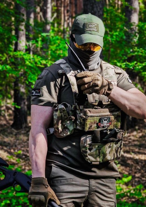 YAKEDA Tactical Chest Mini Rig Vest with Magazine Pouch Adjustable Detachable Laser-cutting Molle Modular Chest Vest (Mud Color)