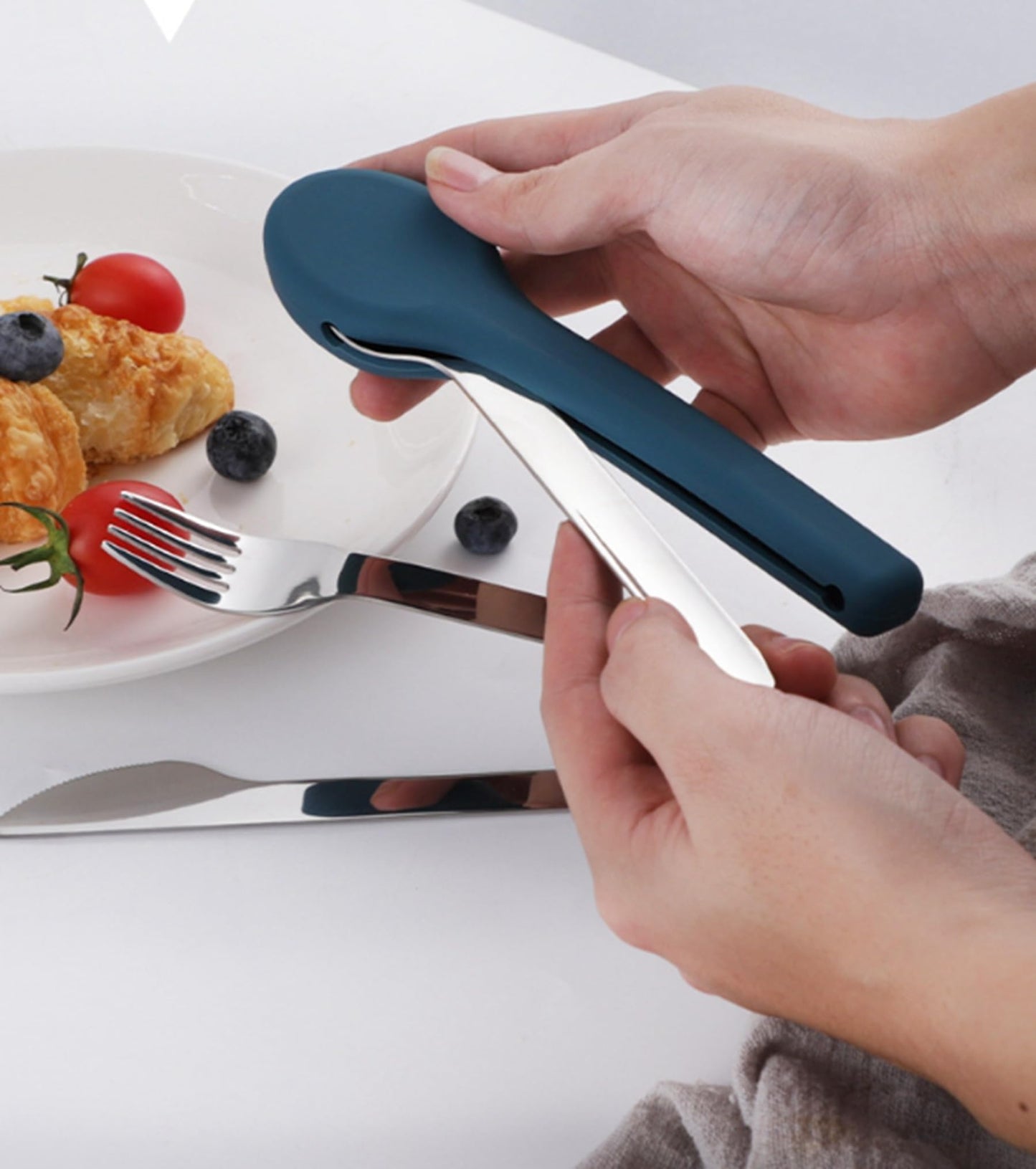 3-Pack 304 Stainless Steel Cutlery Set Flatware Set With Carrying Silicone Case Portable Travel Cutlery Set Reusable Cutlery Designed For Families, Travel SchoolAnd Camping (BLUE)