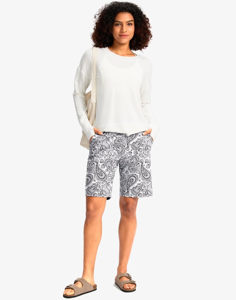 G Gradual Women's Bermuda Long Shorts with Pockets 9" High Waisted Knee Length Shorts for Women Walking Athletic Workout(White Paisley,XL)