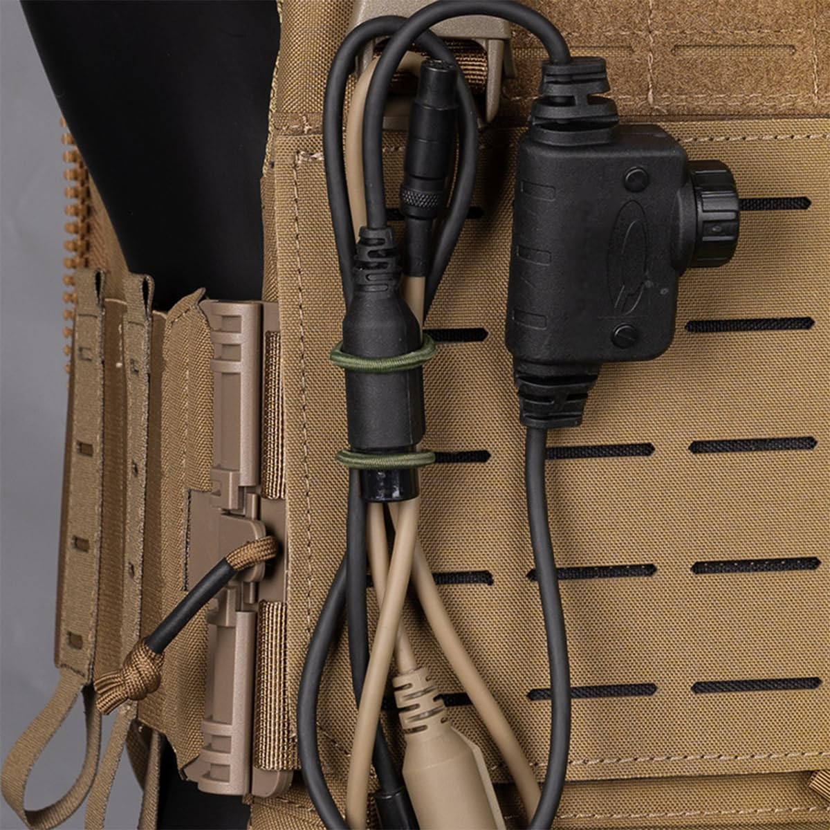 20 PCS Tactical Binding Retainer Tactical Gear Holder Clip Molle Webbing Binding Ribbon Elastic Binding Ribbon Buckle Multipurpose Tactical Bag Molle Accessories for Tactical Backpack Vest and Bags