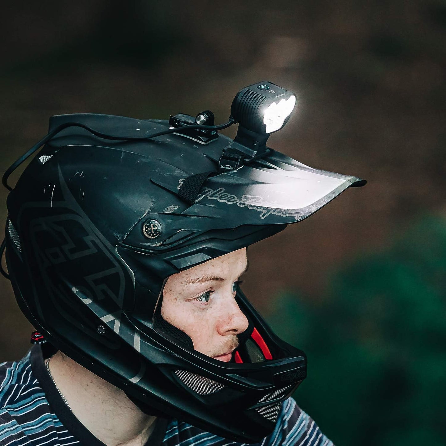 Magicshine Helmet Mount Bracket with Straps MJ-6260B, Compatible with Garmin, Adjustable Bracket for Allty, Monteer, RN, MJ-900S Bike Lights