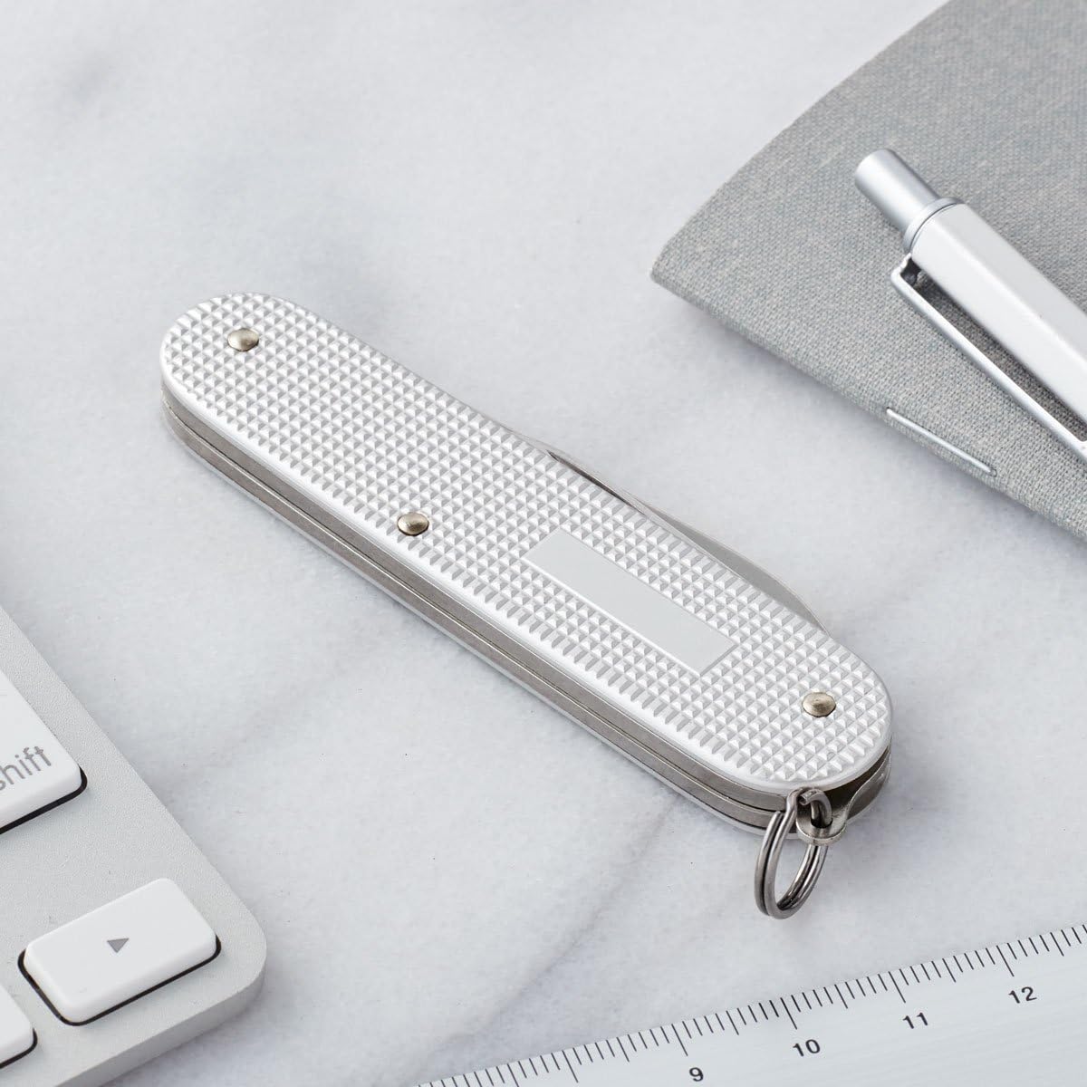 Victorinox Cadet Alox Swiss Army Knife, 9 Functions, Swiss Made Pocket Knife with Large Blade, Screwdriver, Can Opener and Wire Stripper - Silver