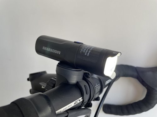 SHARKODIN M03-800 Bike Headlight Rechargeable, Rotating Lens Anti-Glare Bicycle Light for Night Riding for MTB Road Gravel Folding Bike, Compatible with Garmin/GoPro Mount (800 Lumens - 2500mAh)