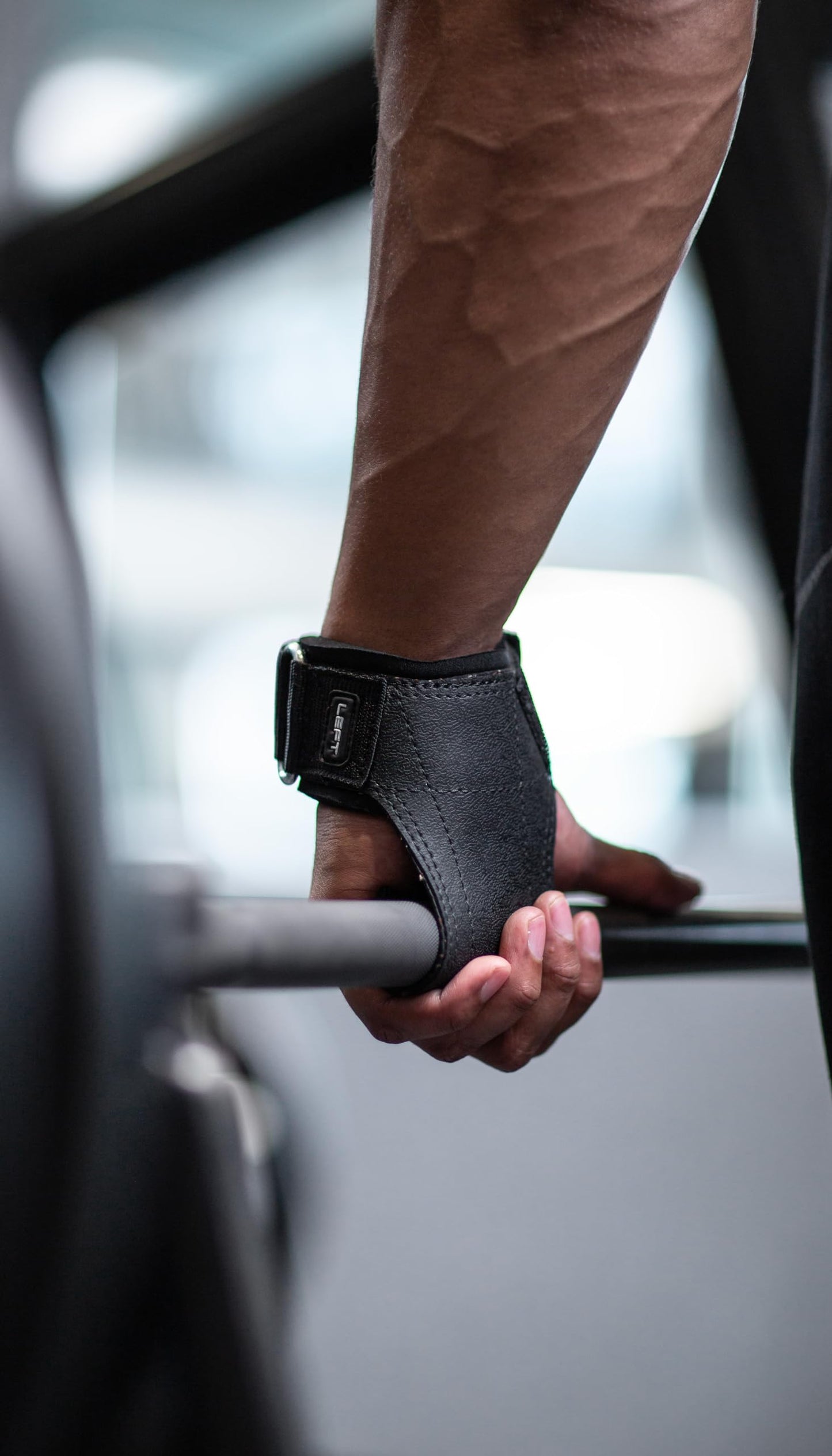 Fitgriff® Elite Straps - Lifting Wrist Straps (Rubber Grips) for Weightlifting, Gym, Workout, Deadlift - Anti-Slip Revolution for Men and Women (Black, XS)