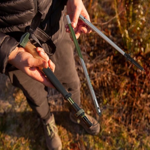 Trekking Poles, Collapsible Hiking Poles,Lightweight and Compact Walking Sticks with Adjustable Height for Men and Women (Green)