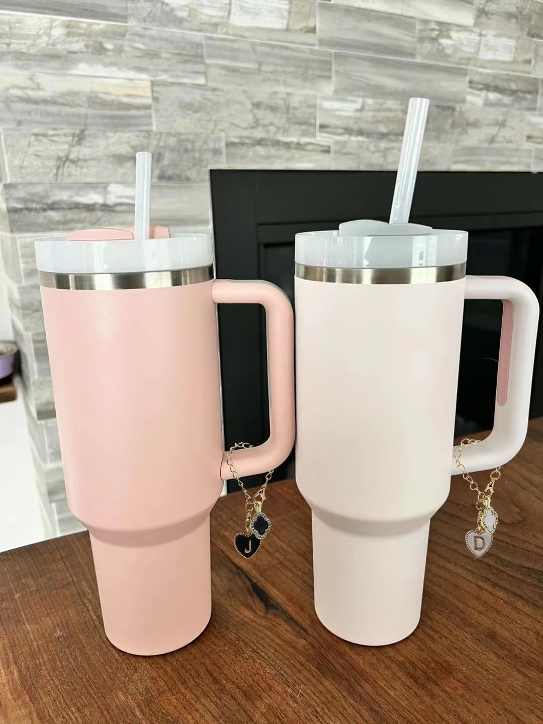 2Pcs Letter Charm Accessories for Stanley Cup,Name ID Initial Letter for Stanley Tumbler Water Cup,Heart Shape & Four Leaf Clover Initial Personalized Handle Charm for Stanley Cup Accessories Chain(M)