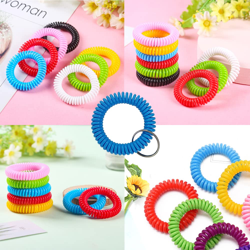 Kbraveo 100 PCS Multicolor Plastic Stretchable Spiral Coil Bracelet Keychains for Office, Sports, and Outdoor Activities