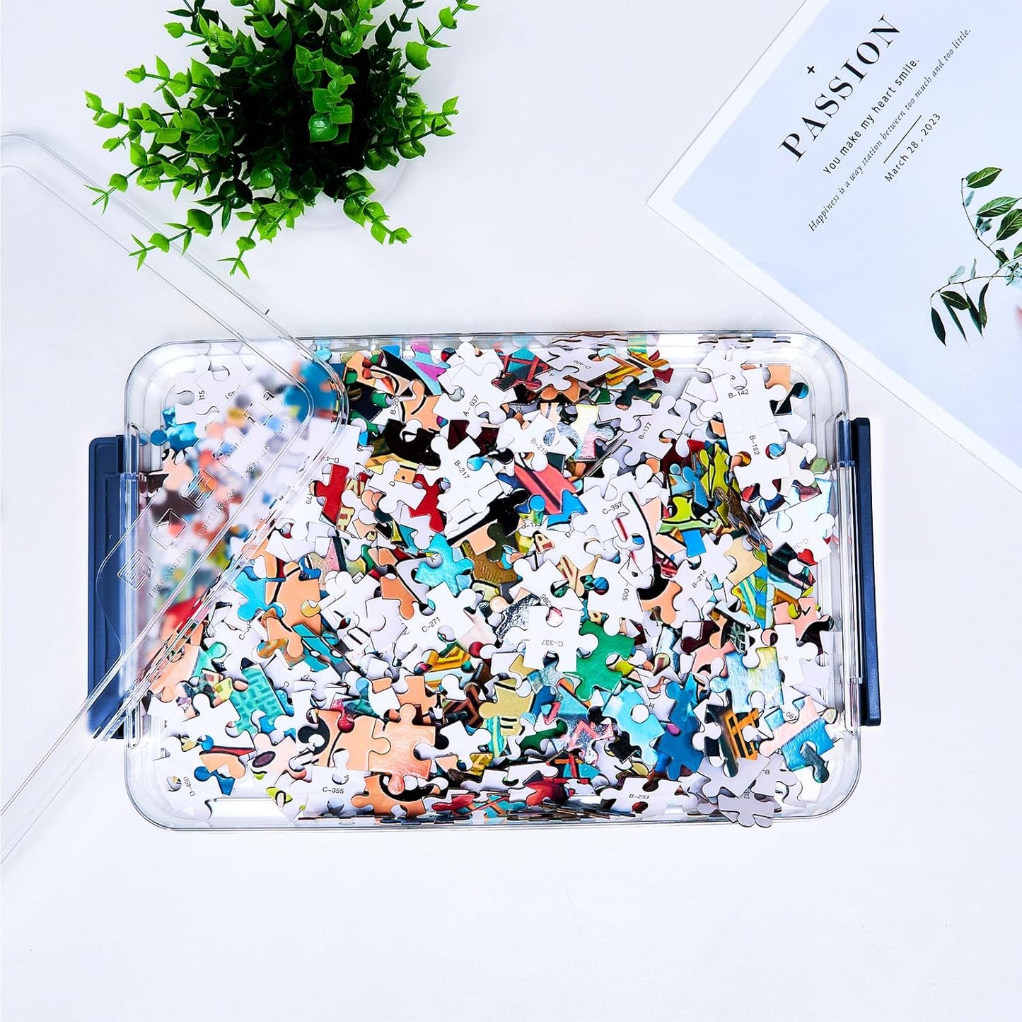 2 Pcs 5.5qt 9 x 13 Plastic Portable Project Case With Snap-Tight Latch Clear Stackable Storage Box With Lids Organizer Container For A4 File Photo Documents Scrapbook Craft Art Supplies