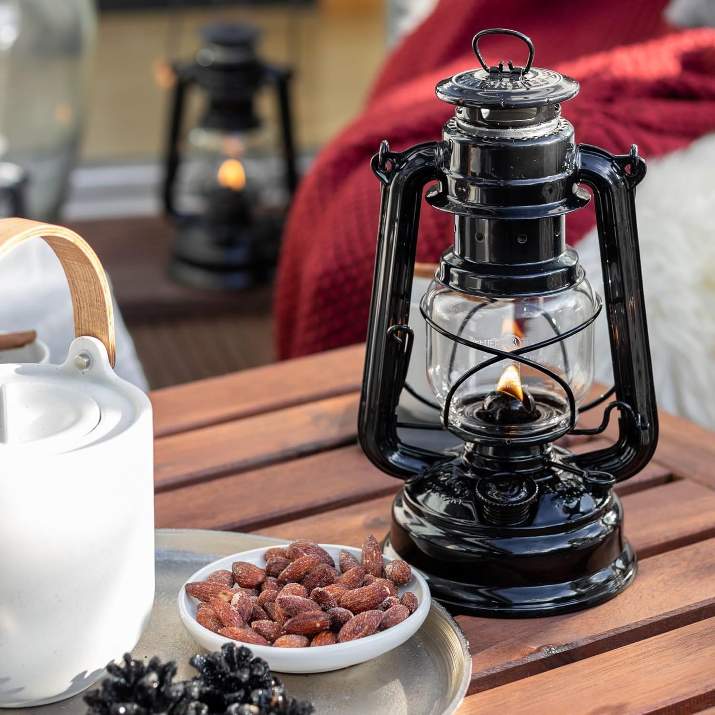 Outdoor Kerosene Fuel Lantern, German Made Weather Resistant Baby Special 276 Galvanized Hurricane Lamp for Camping or Patio, 10 Inches, Bronze