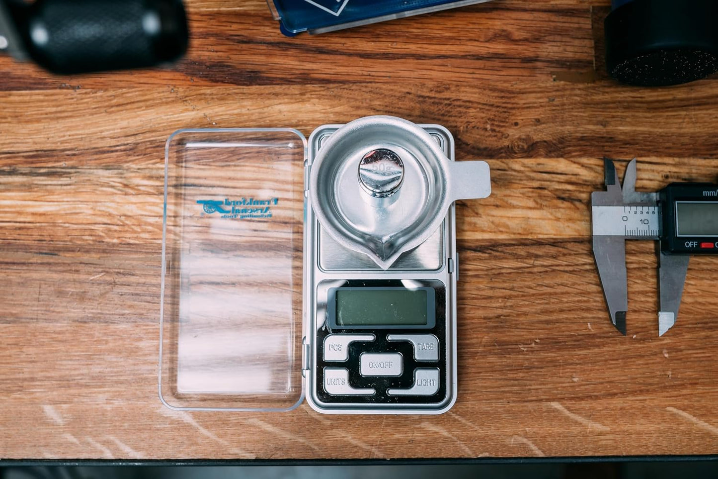 Frankford Arsenal DS-750 Digital Reloading Scale with LCD Display for Reloading, Weighing, Scale