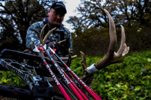 Carbon Express Maxima Red SD Carbon Arrow