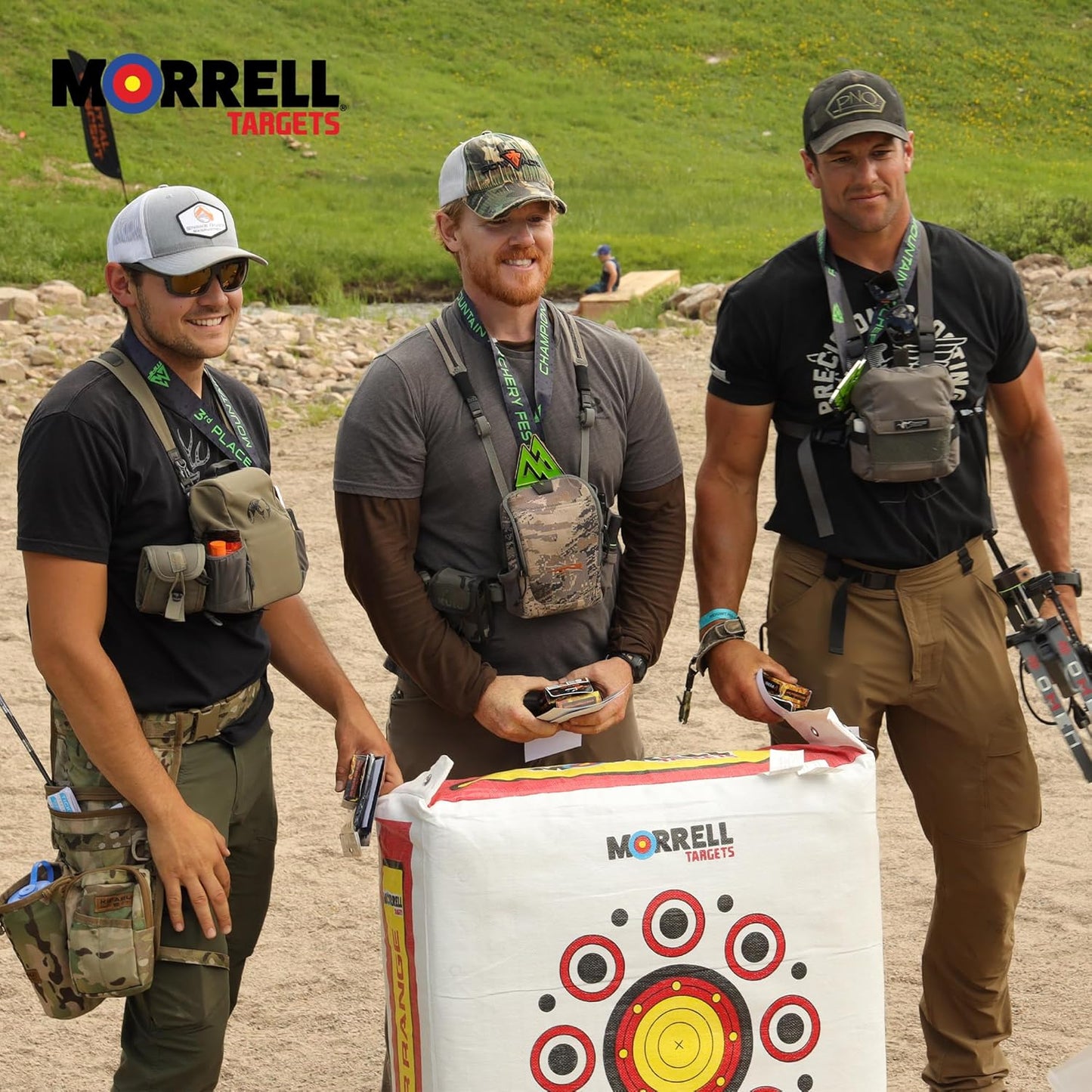 Morrell Outdoor Weatherproof Durable Range Adult Field Point Archery Bag with 50 Bullseyes, Nucleus Center, and IFS Technology