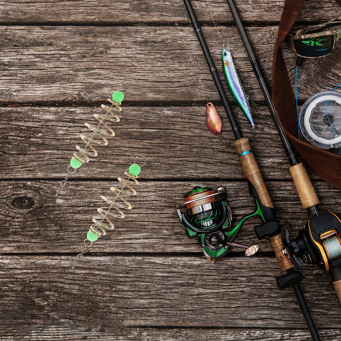 BESPORTBLE 24Pcs Method Feeders Carp Fishing Carp Bait Holder with Luminous Beads, Fishing Equipment for Enthusiasts and Competitors