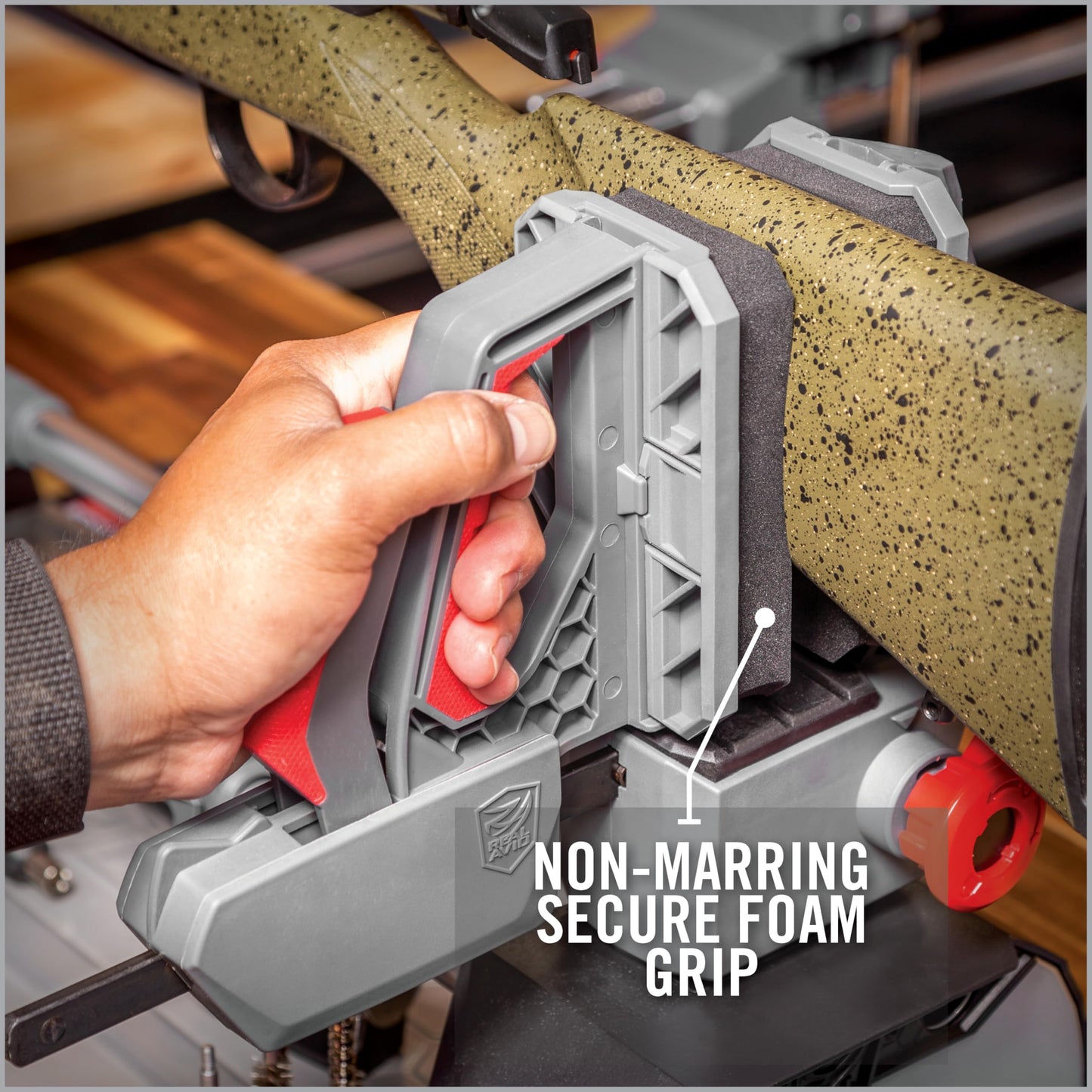 Real Avid Master Gun Workstation Up to 18.3" Of Travel One-Hand Quick Adjustable Clamping, Non-Marring Form-Fitting Yokes Vise Ideal For Gun Cleaning & Maintenance w/ Leveling Knob for Scope Mount