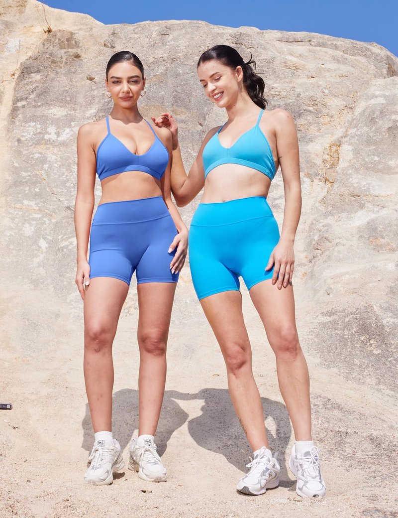 YEOREO Women's Biker Shorts 4.5" / 6" Workout Gym Shorts Craze High Waist Tummy Control Hidden Scrunch Running Yoga Shorts Marine Blue XS