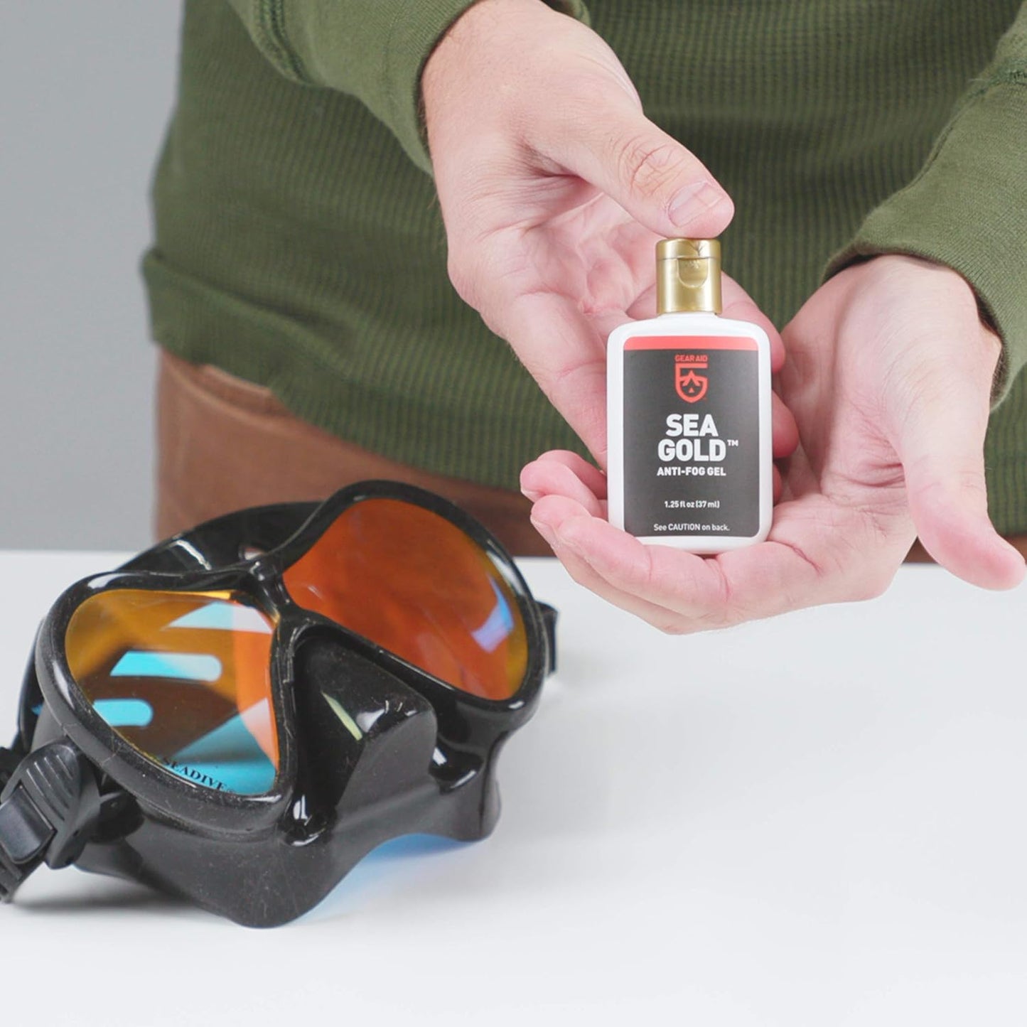 GEAR AID Sea Gold Anti-fog Gel Coating for SCUBA Masks, 1.25 fl oz, Clear (40851)