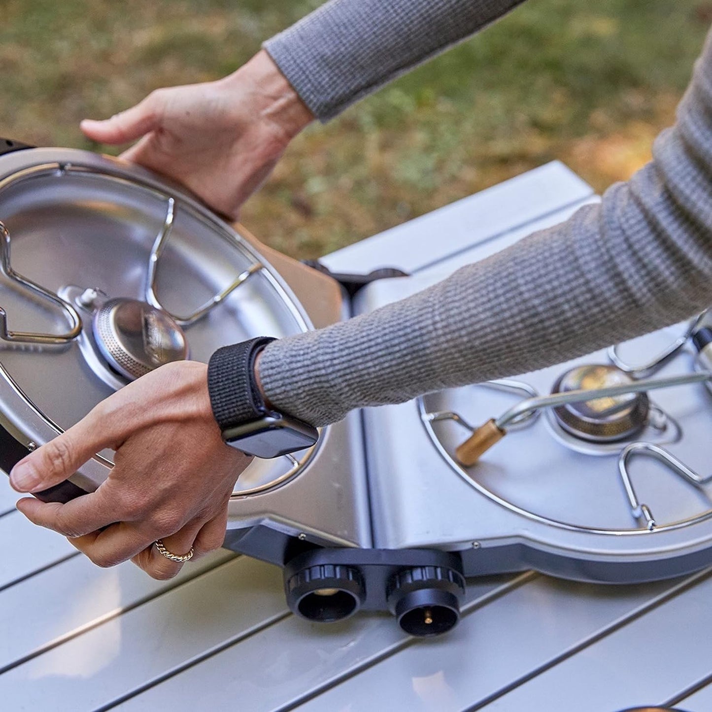Coleman Fold ‘N Go 2-Burner Propane Stove, Dual Adjustable Burners with 20,000 BTUs of Power & InstaStart Ignition, Great for Camping, Tailgating, Grilling, & More