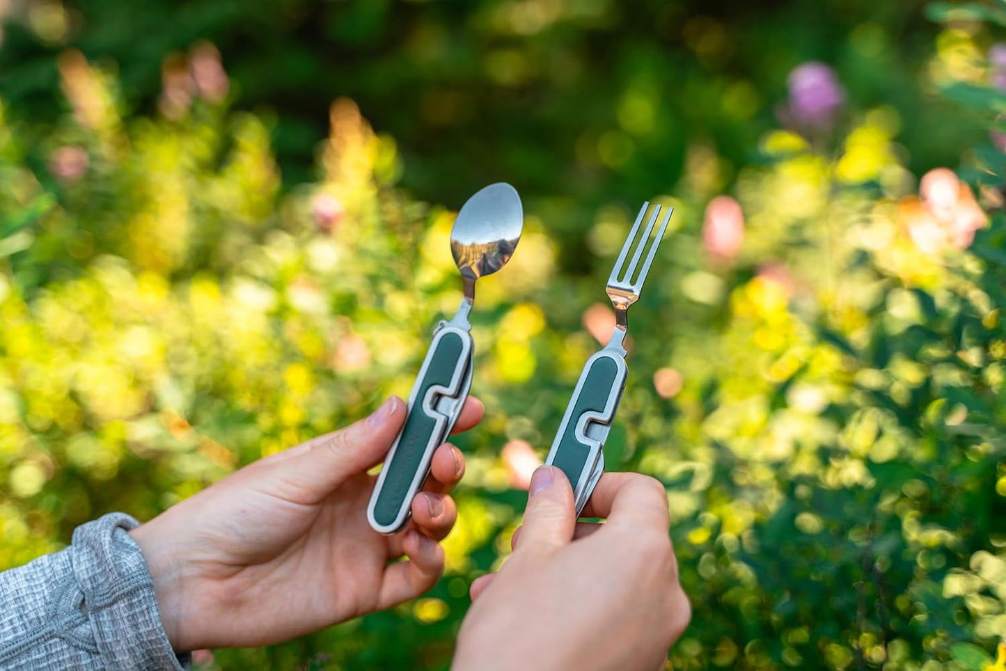 Coghlan's Stainless Steel Cutlery Set – 3-Piece Flatware with Fork, Knife, Spoon, and Convenient Storage Ring for Camping, Hiking, and Outdoor Adventures, Durable Tableware