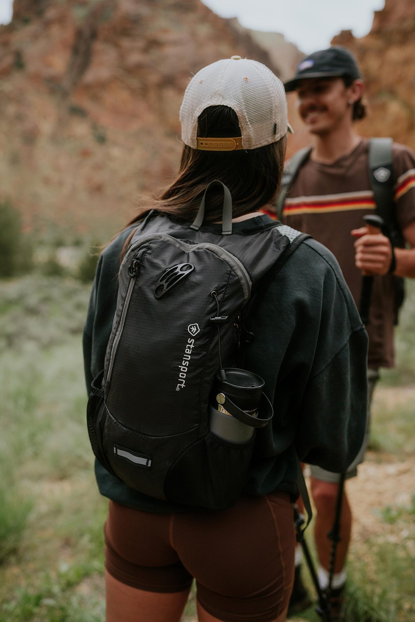 Stansport 12 Liter Day Pack with Hydration Bladder - Black