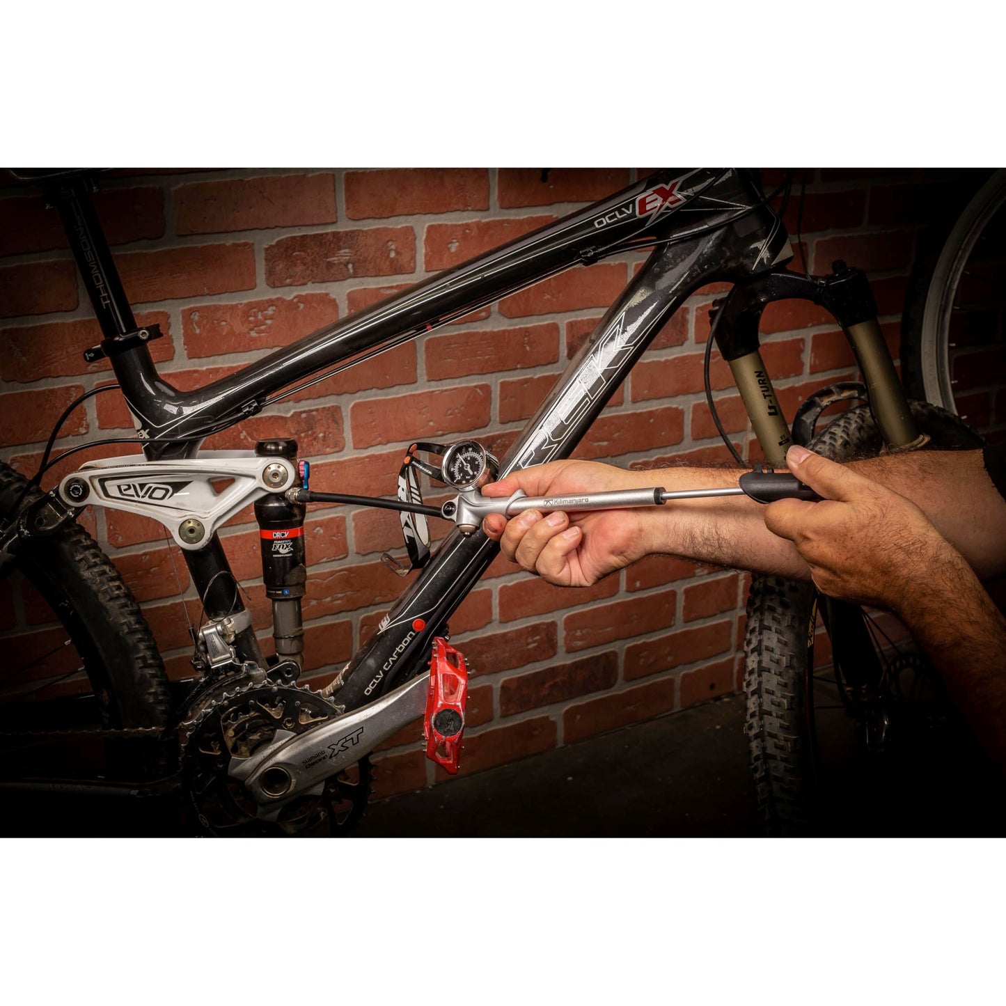 Kilimanjaro Bicycle Shock Pump with Aluminum Barrel and Shaft – Accurate Gauge for Suspension Forks and Rear Shocks – Durable Bike Repair Tool – 910550ECE