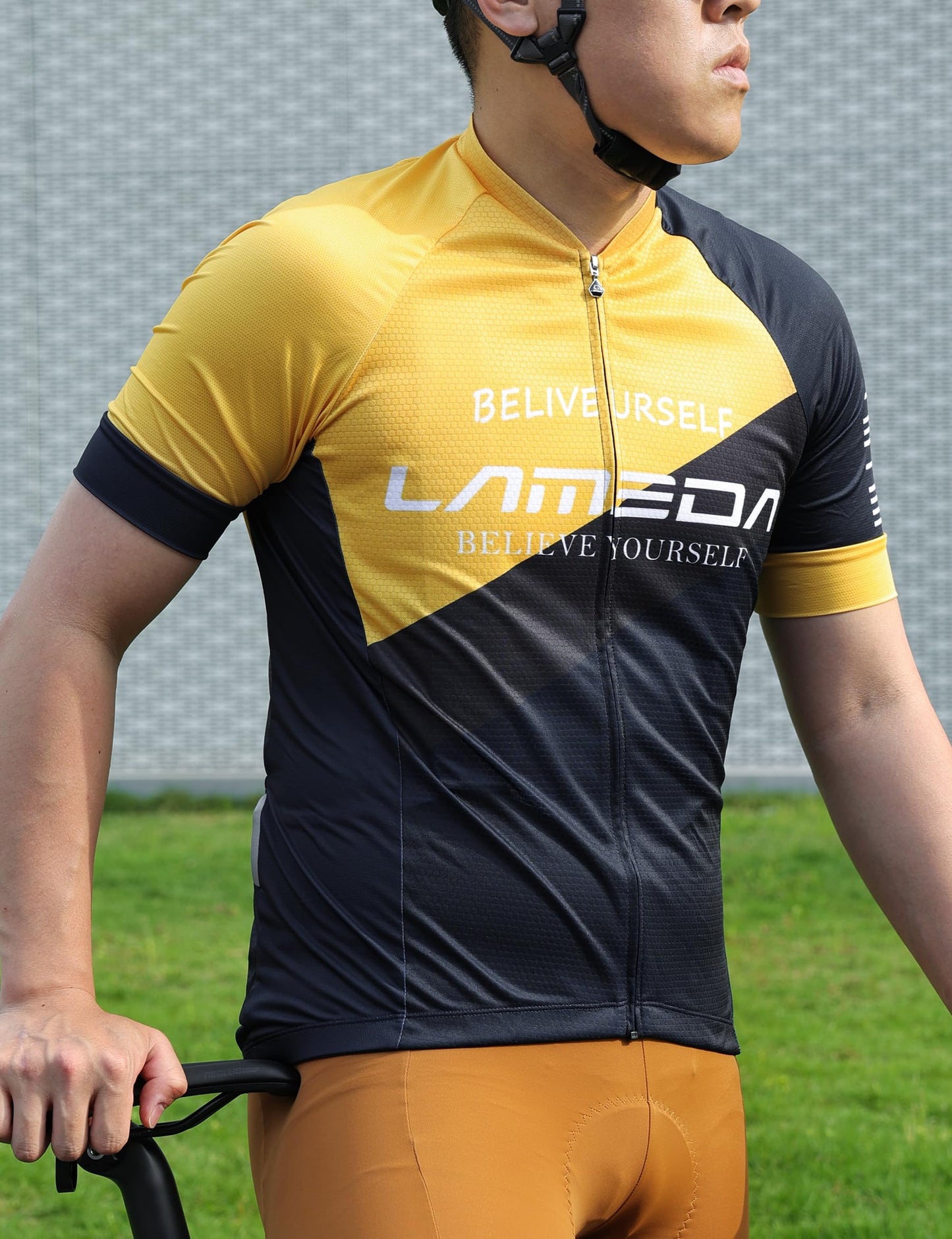 LAMEDA Men's Cycling Jersey Short Sleeves Bike Jersey for Men Cycling with 8 Pockets,Tight-Fitting Breathable Quick-Drying Bike Shirt High-Elastic Pro Road Cycling Top Bicycle Shirt Yellow