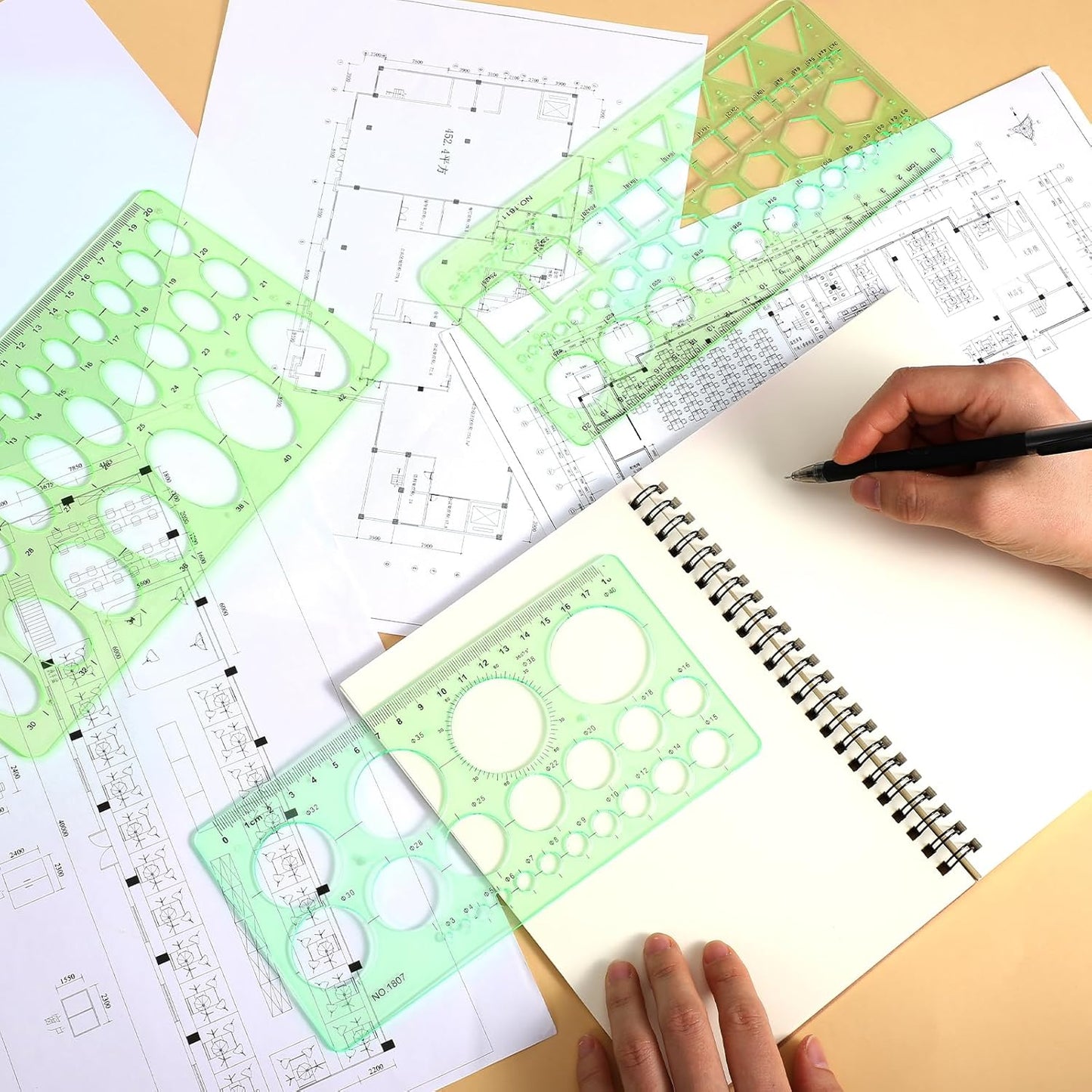 4 Pcs Plastic Circle Stencil Template, Multi-Function Circle Template for Drawings, Drafting Tools, Geometric Measuring Rulers for Office School Building Formwork Drawings(Green)