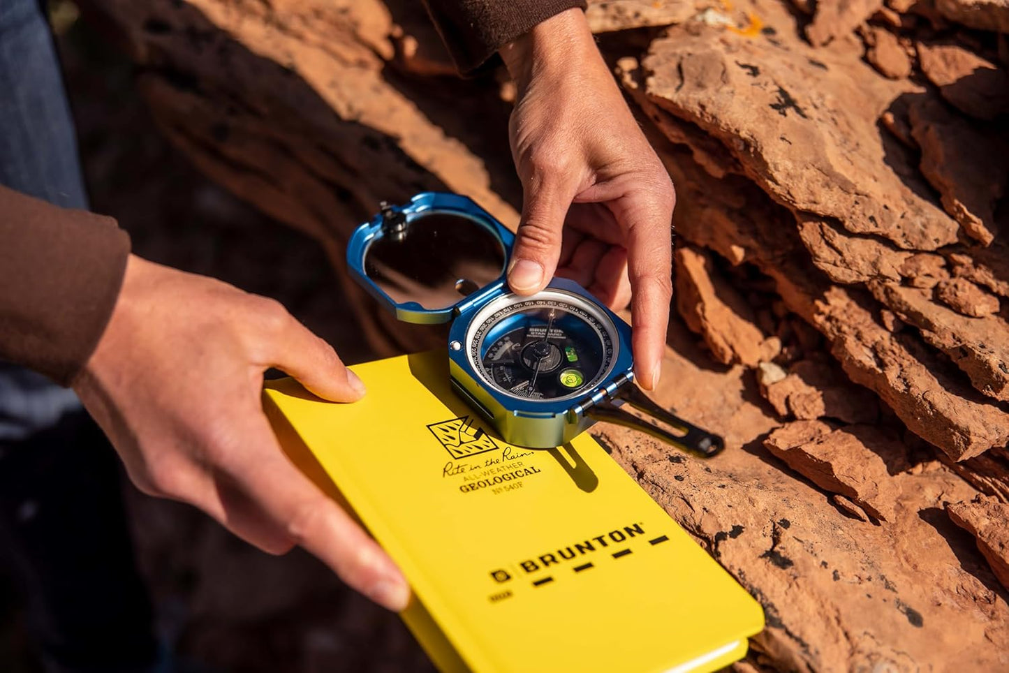 Brunton Standard Transit (0–360°) – Professional Survey & Navigation Tool