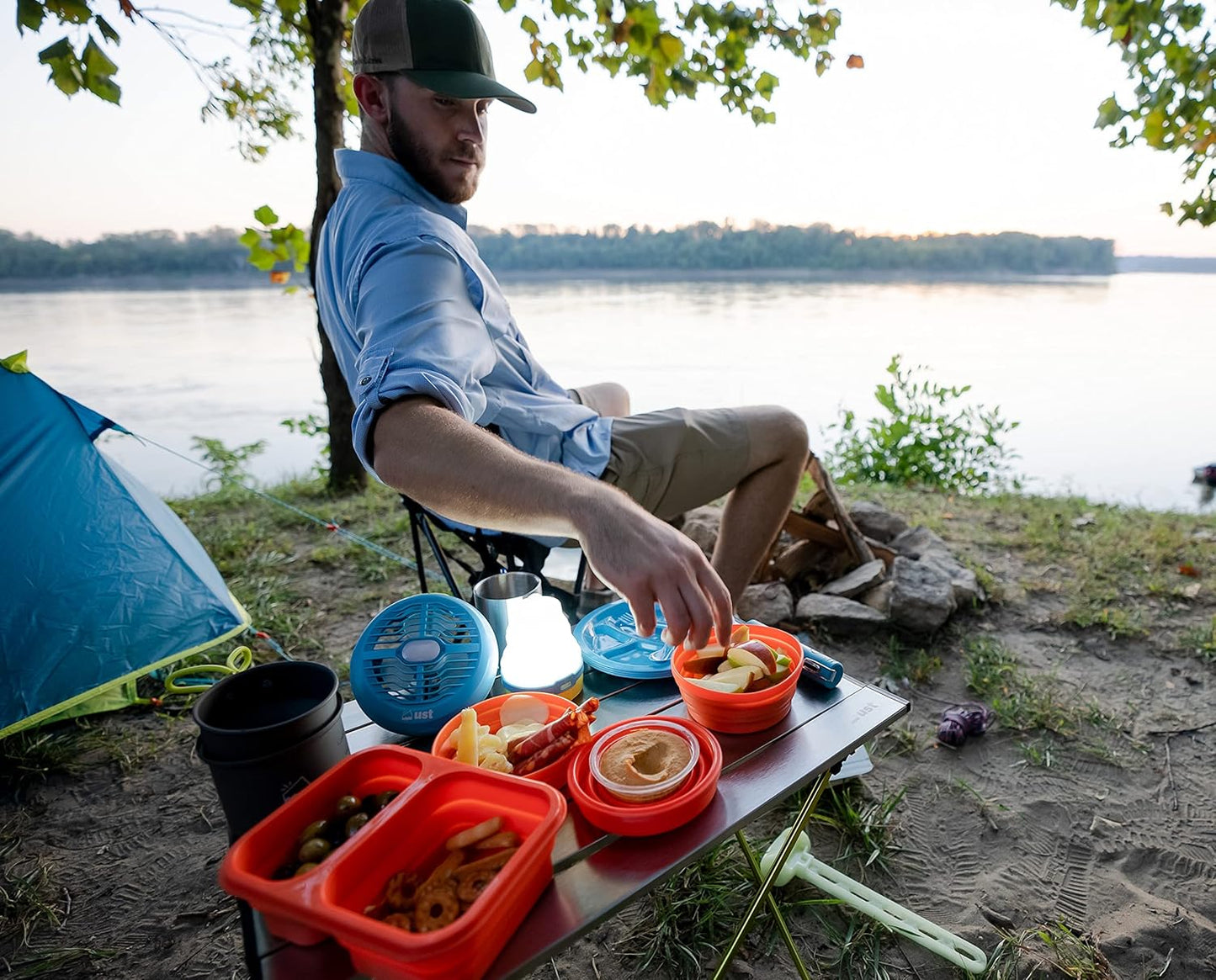 ust Spright LED Collapsible Water Resistant Lantern with 100 Lumens and Hook for Camping, Hiking, Emergency and Outdoor Survival