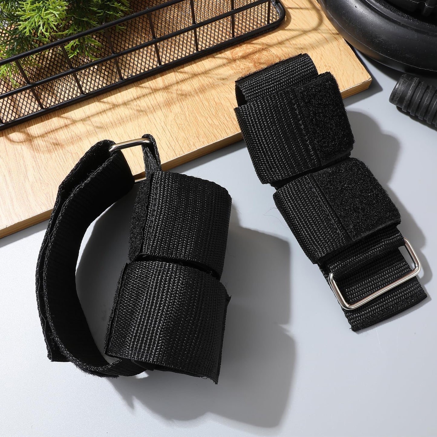 Kisangel 2Pcs Dumbbell Foot Attachment, Foot Weight Lifting Adjustable Ankle Straps Leg Lifting Weight Holder For Gym Workouts Strength Training