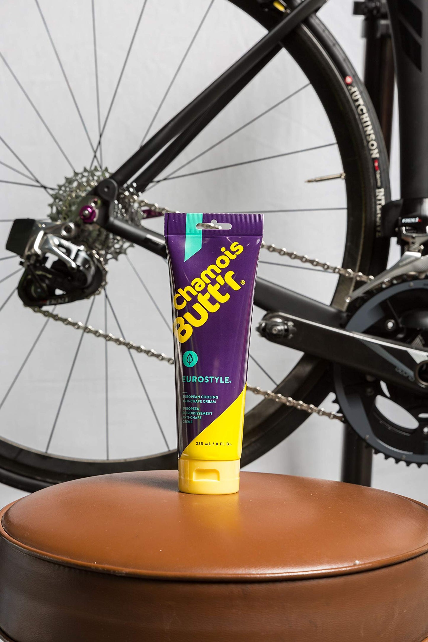 Lumintrail Chamois Butt'r Cooling Anti Chafing Cream Eurostyle - 8 Fl. Oz. Tube Bundle with a Keychain Light