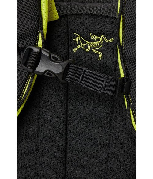 Arc'teryx Mantis 26 Backpack, Rune 14, One Size
