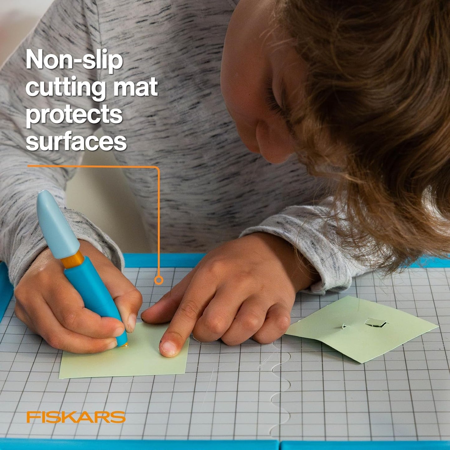 Fiskars Kids Junior Paper Trimmer – Turquoise Safe and Easy Paper Cutter for Crafting and School Projects 7 x 11.5 Inches