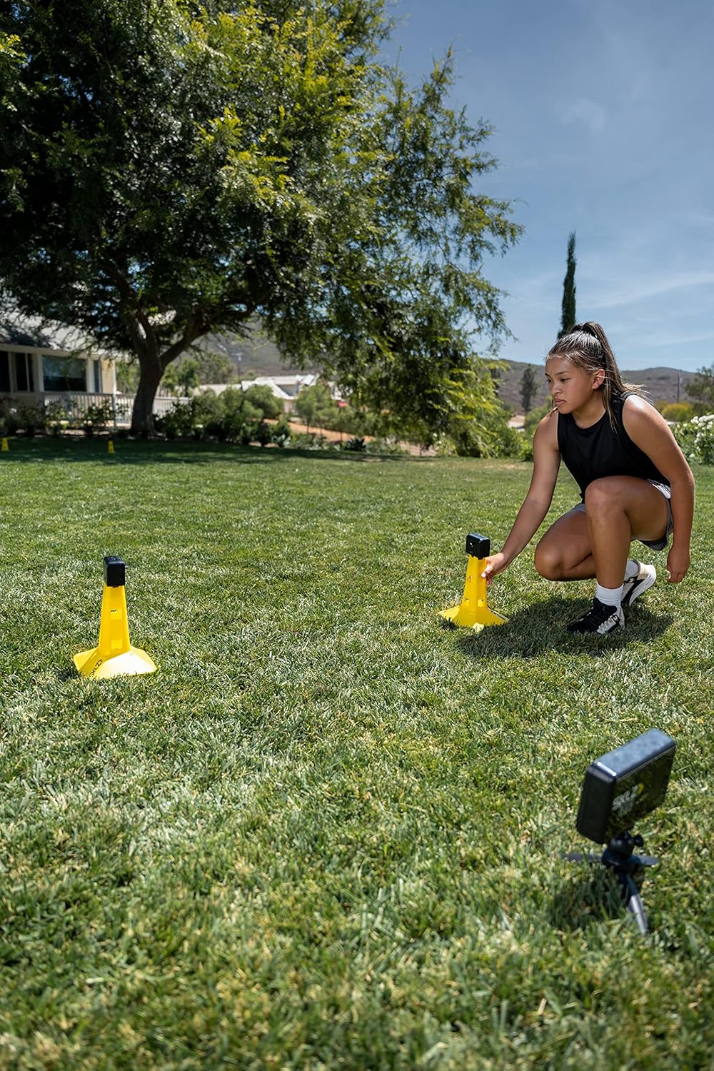 SKLZ 6X Ultra Durable Agility Hurdles - for Athletes of All Skill Levels,6pk of 6-in Tall Hurdles,Bright Yellow Color,Made of Durable, Composite Materials,Easy to Set up & Transport,Comes w/Carry Bag