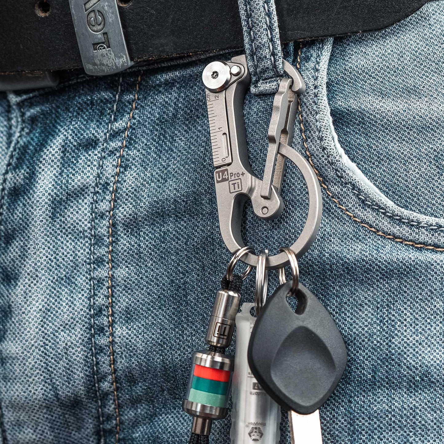 (Upgraded) RovyVon U4 Pro+ Plus Titanium Carabiner Clip, Small EDC Carabiner Keychain Multitool Hidden Folding Knife and Dual-Bit Screwdriver Set, Utility EDC Gadgets for Men Outdoor Daily Carry