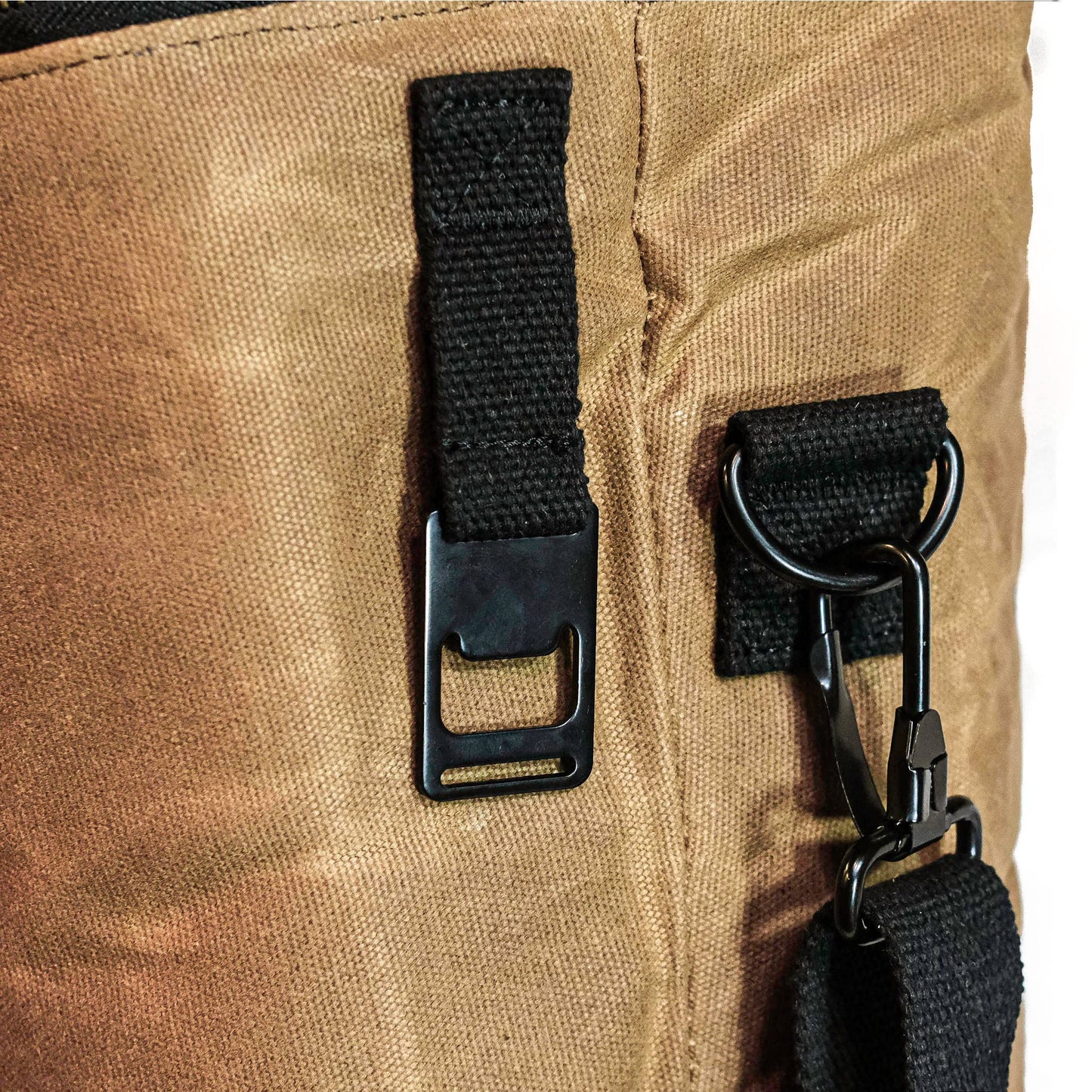 Readywares Waxed Canvas Insulated 18L Soft-Sided Cooler for Camping, Beach, Tailgailting, BBQ, Weekend Trips - Great as Lunch Cooler and Mens Lunch Bags for Work or Lunch Bag