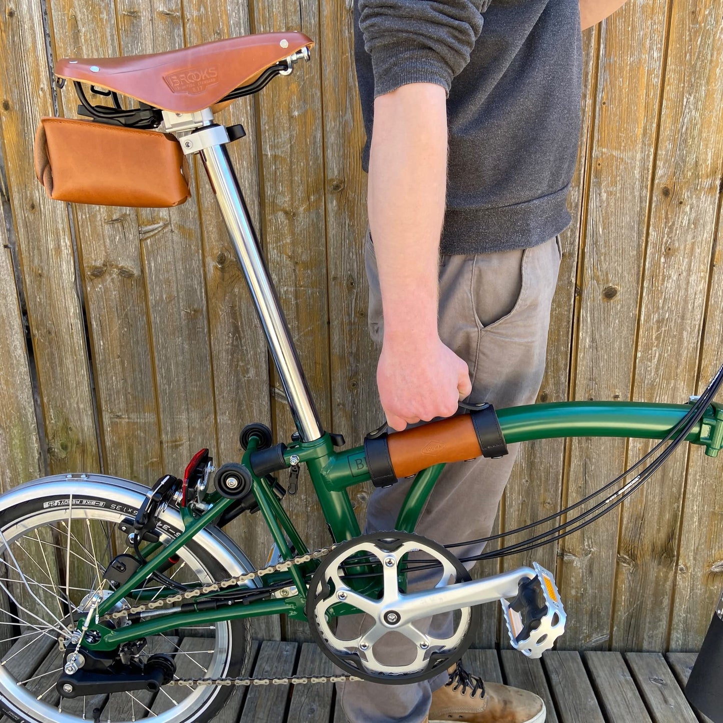 Leather Carry Handle for Brompton bicycle - Full grain leather, handle for carrying Brompton folding bike (Black)