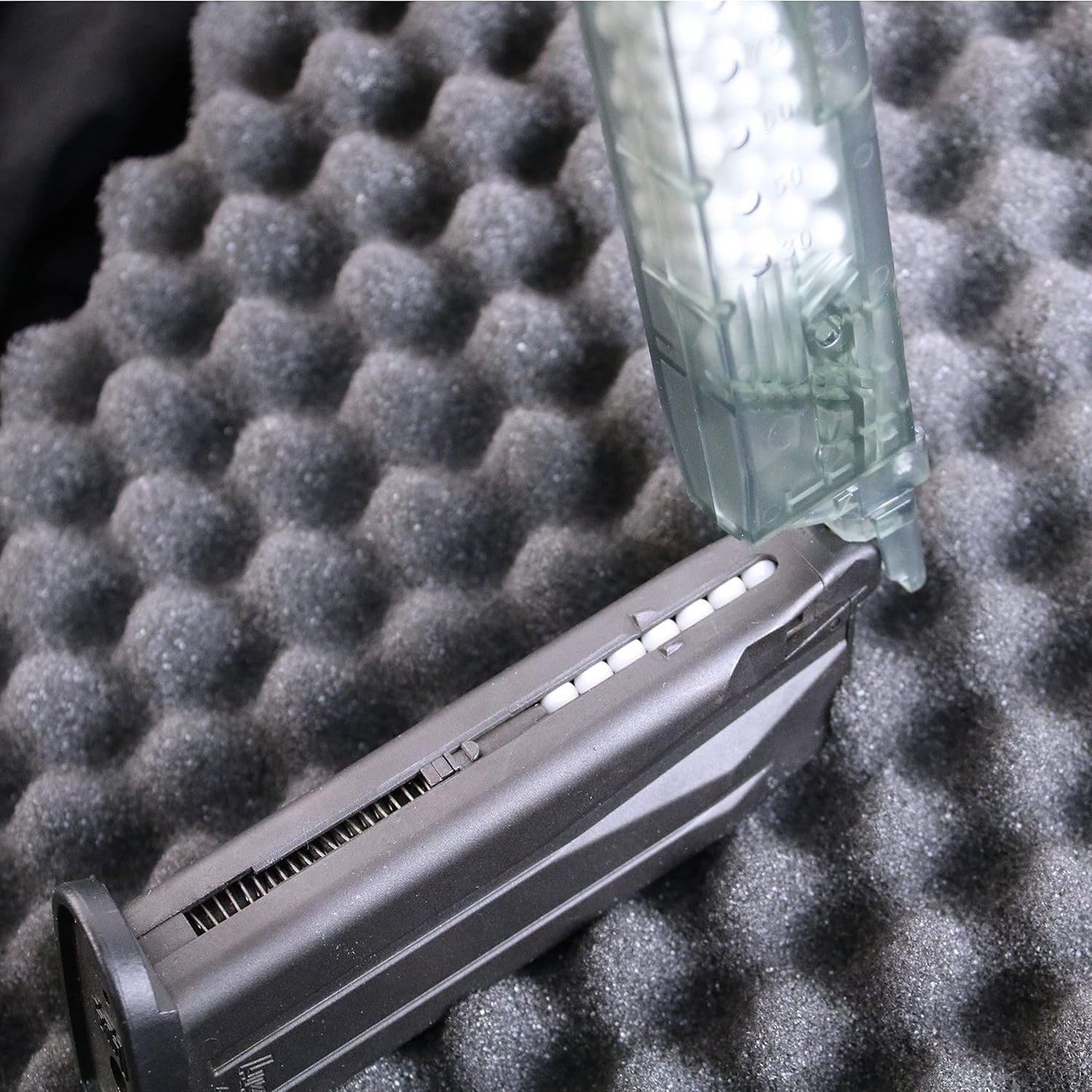 Airsoft Speed Loader with Capacity of 100 Bbs